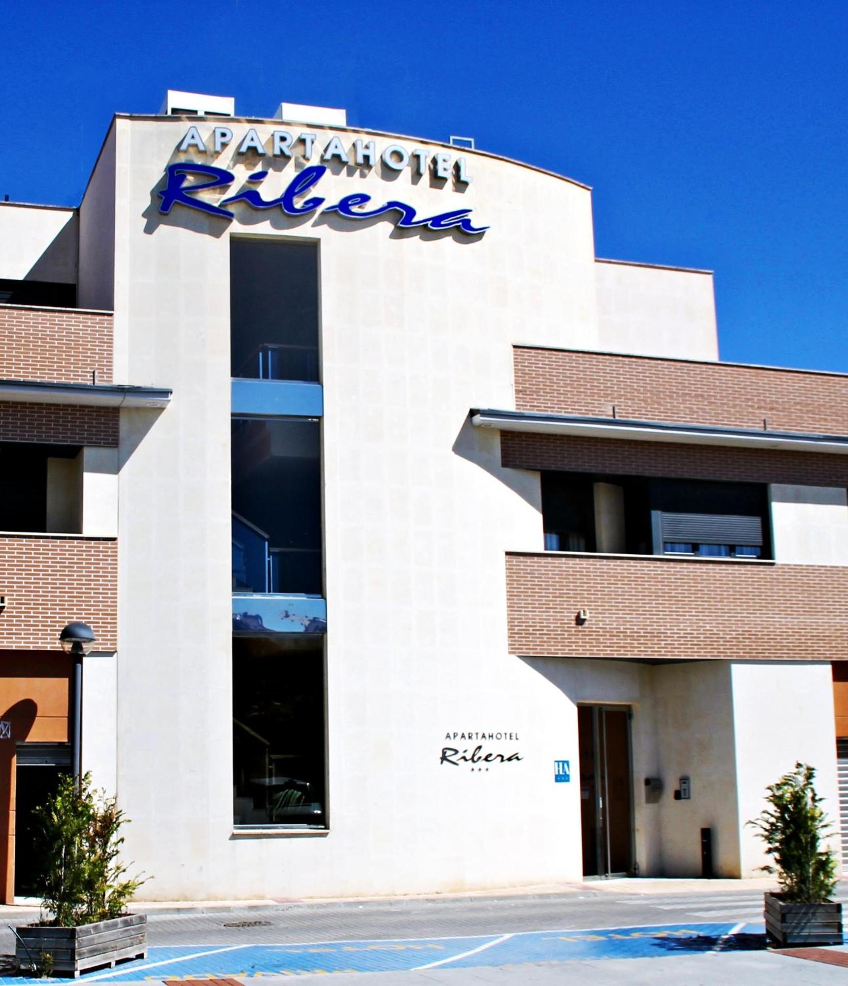 Apartahotel Ribera Arroyo de la Encomienda Luaran gambar